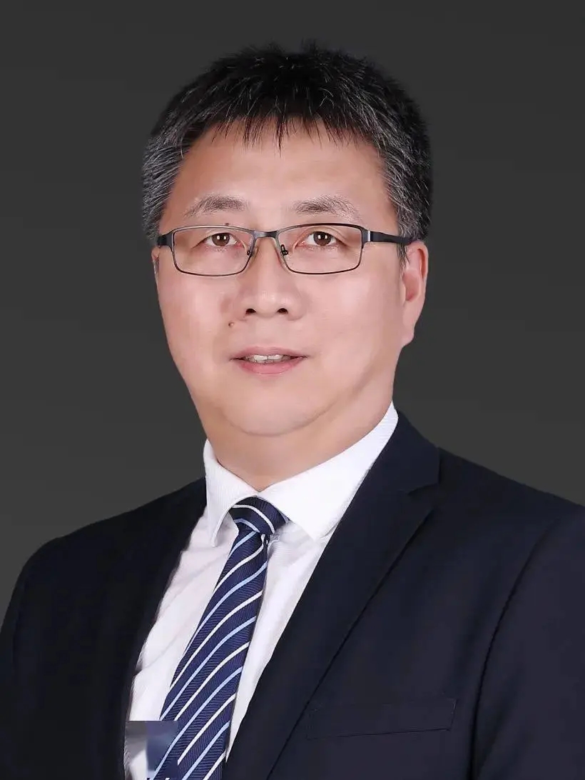 Shichun Yang